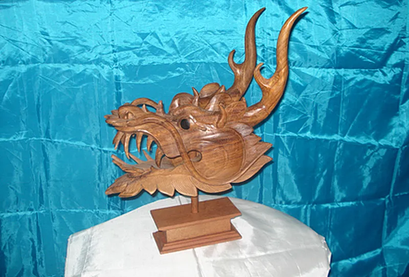 Dragon Head horn - with mat