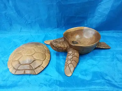 Turtle Bowl with lid Animal Wood Carvings
