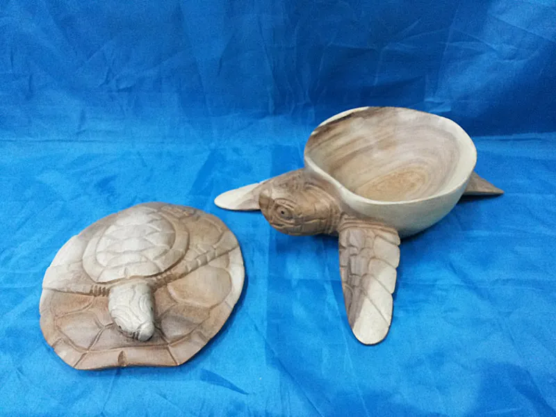 Turtle Bowl with turtle lid Animal Wood Carvings
